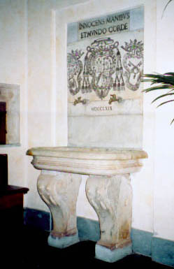 Lavabo with arms of King Henry IX and I