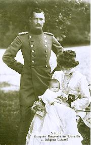 The Duke and Duchess of Cornwall and Rothesay with Prince Luitpold, 1901