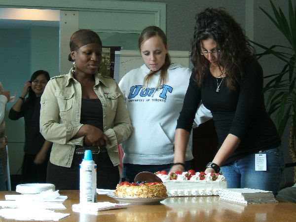They bought a cake for the students as well...I want to cry now. Thank you Marcia and Aoife for organizing this =P